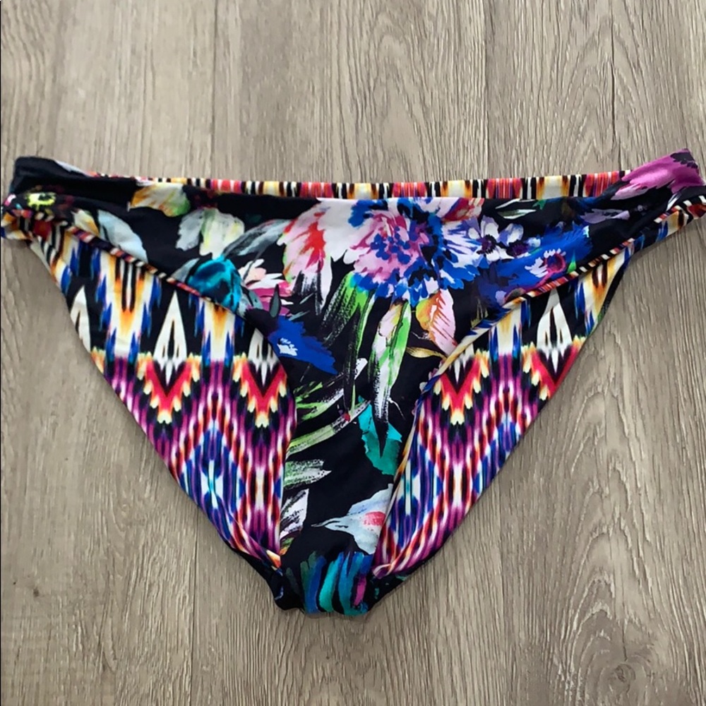 Reversible Swimsuit - Picture 6 of 6